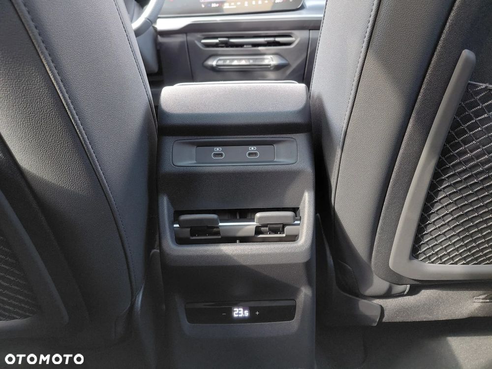Audi Q3 35 TFSI S tronic - 11