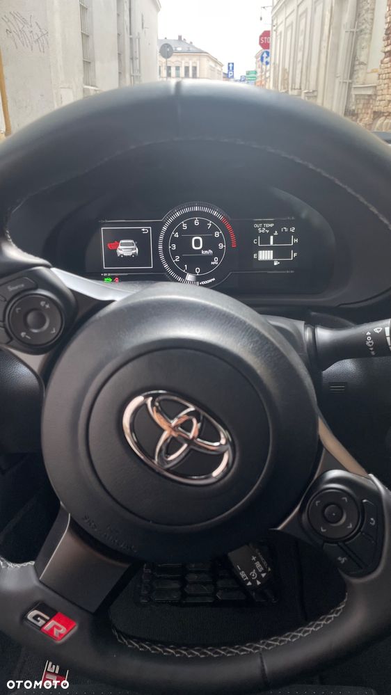 Toyota GR86 - 6