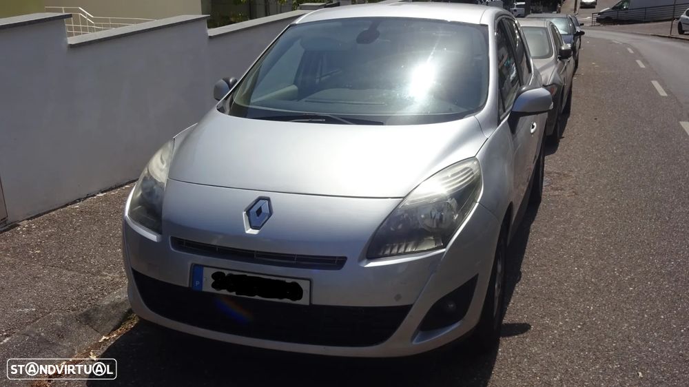 Renault Grand Scénic - 4
