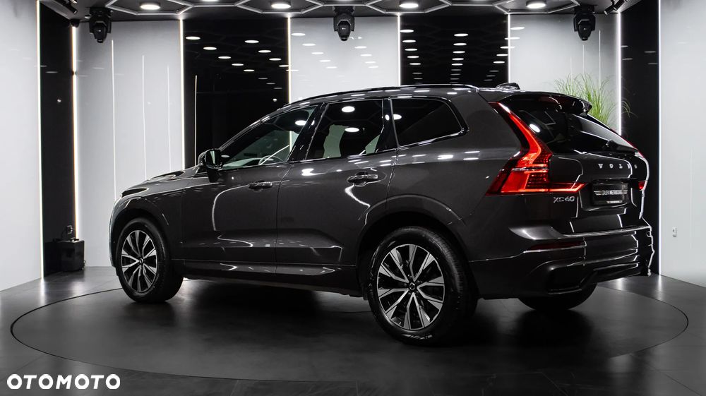 Volvo XC 60 B5 B AWD Plus Dark - 5