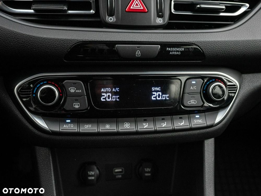 Hyundai i30 1.5 DPI Smart - 19