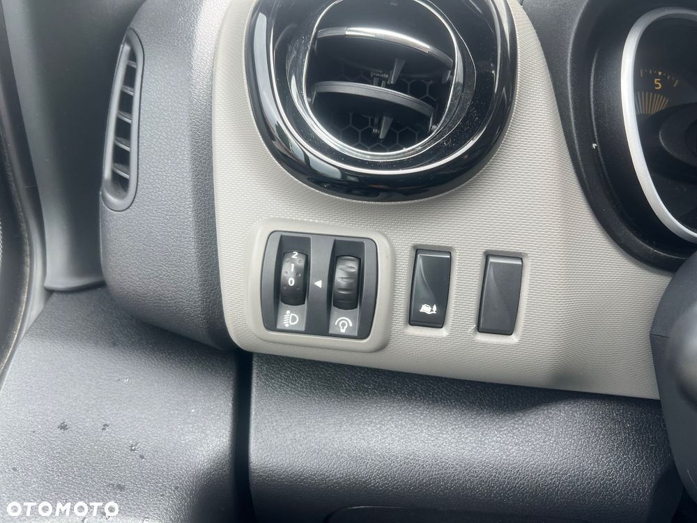 Renault Trafic - 30