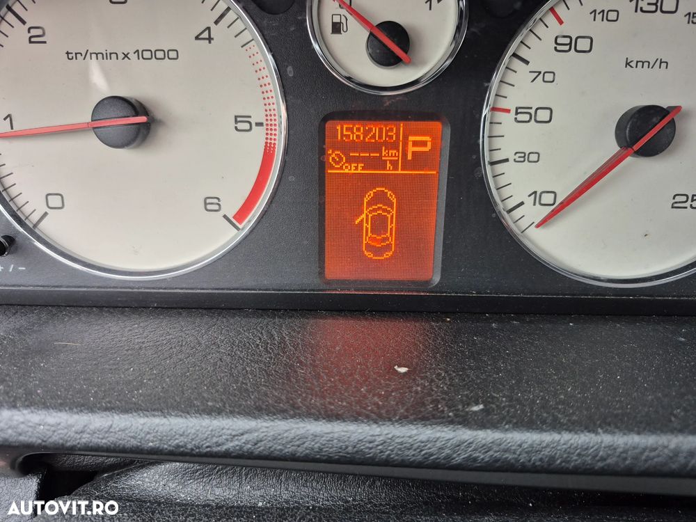 Peugeot 407 HDi 165 Automatik Business Line - 7