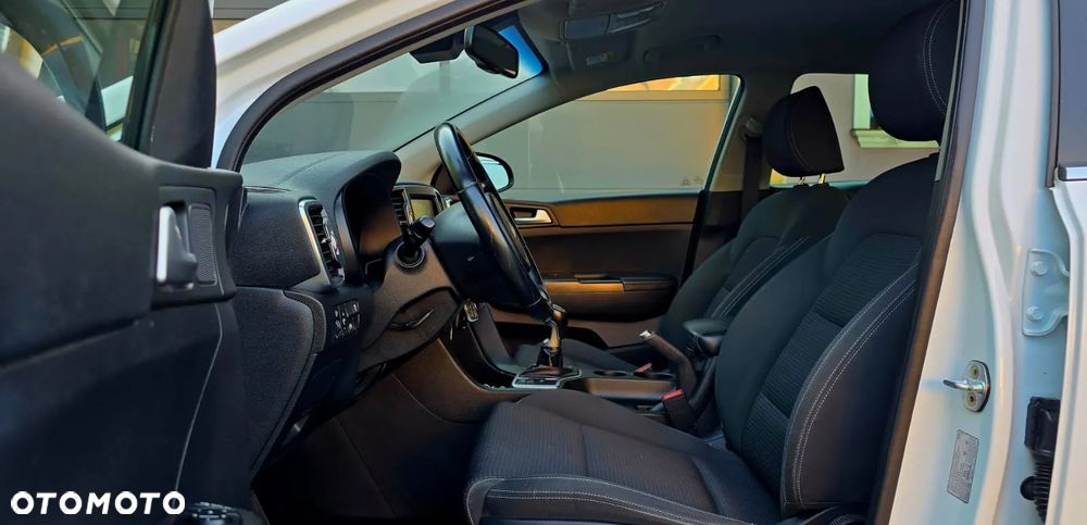 Kia Sportage 1.6 GDI 2WD Dream-Team Edition - 27