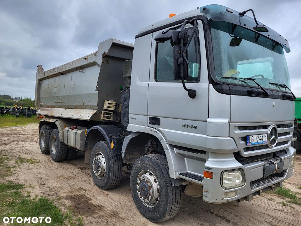 Mercedes-Benz actros 4144 8X8 - 4