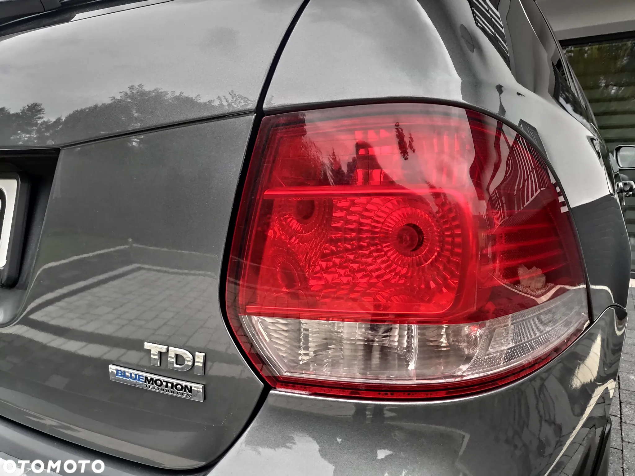 Volkswagen Golf VI 1.6 TDI Comfortline - 17