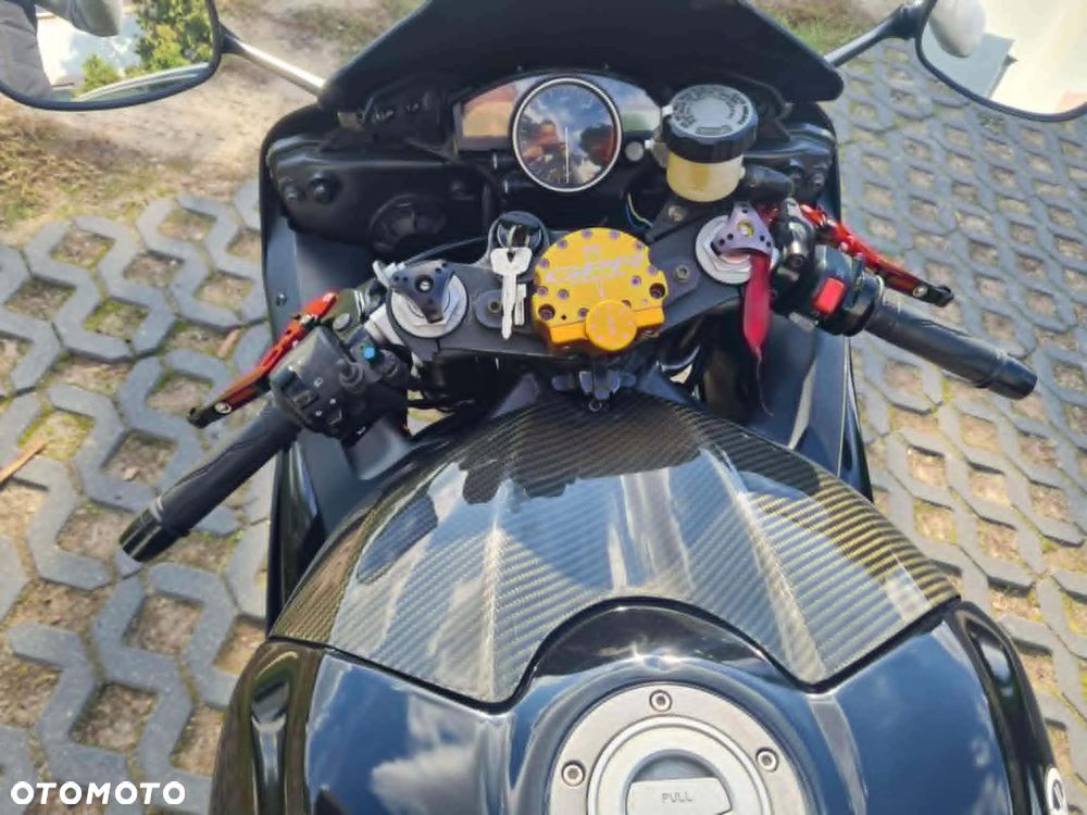 Yamaha R6 - 13