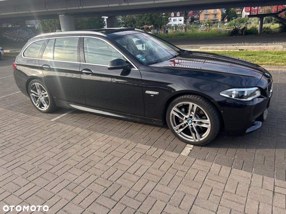 BMW Seria 5 530d xDrive Luxury Line - 7