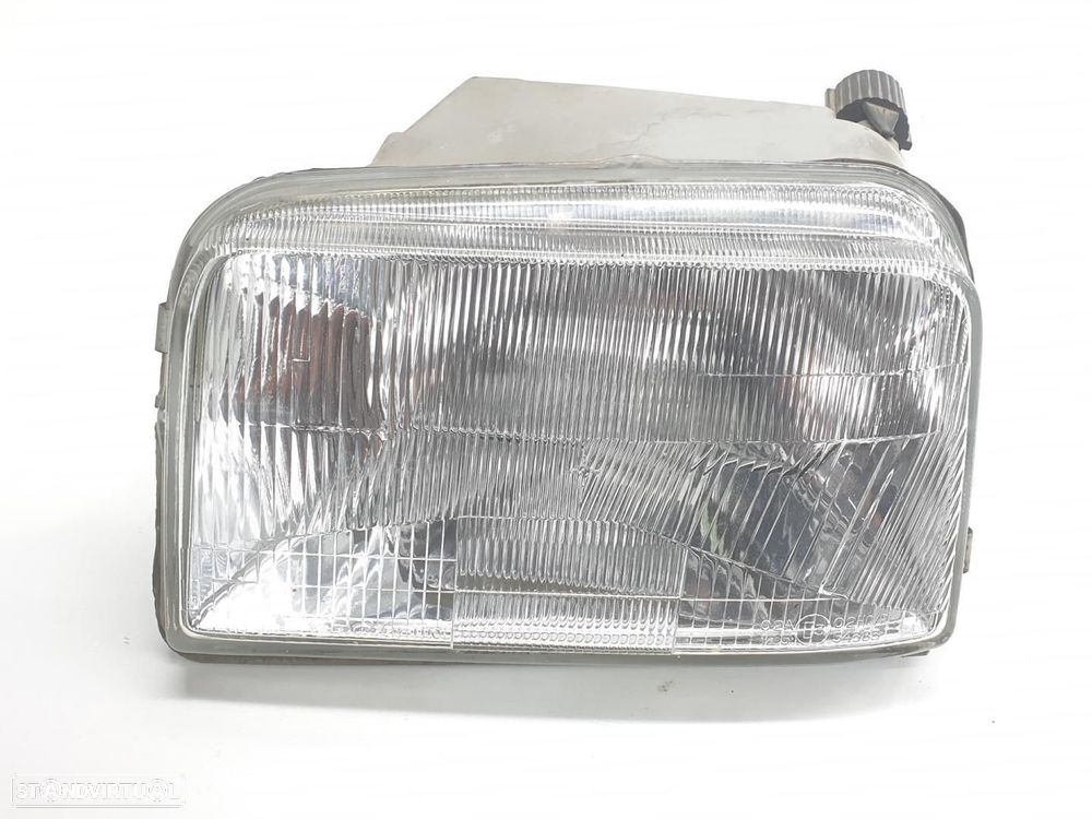 FAROL ESQUERDO RENAULT R 5 BC40 - 1