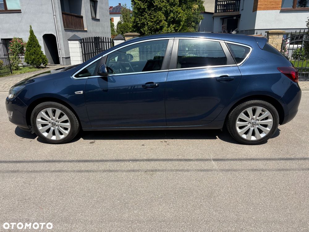 Opel Astra 1.4 T Cosmo - 8