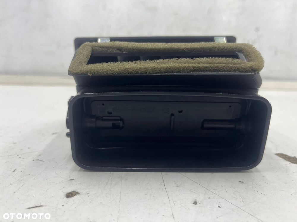 Kratka nawiewu Opel Zafira B 05-14r. prawa pasażera boczna nadmuchu deski - 4