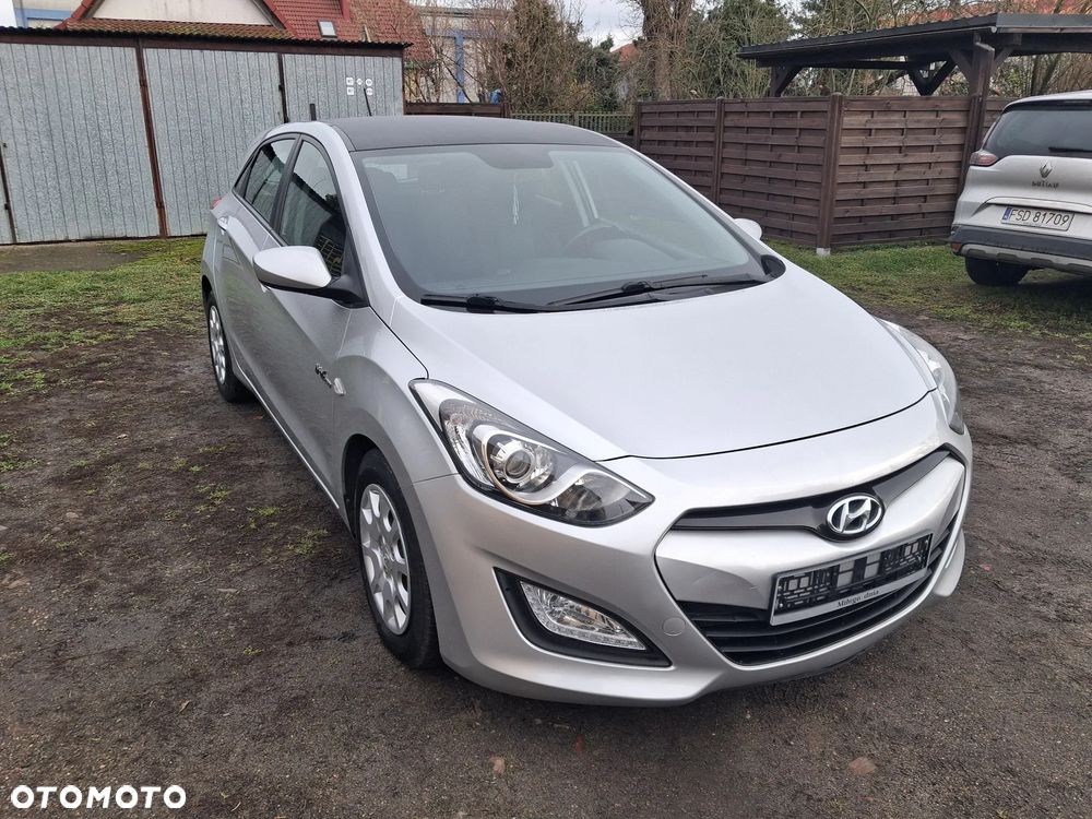 Hyundai i30 1.4 Trend - 10