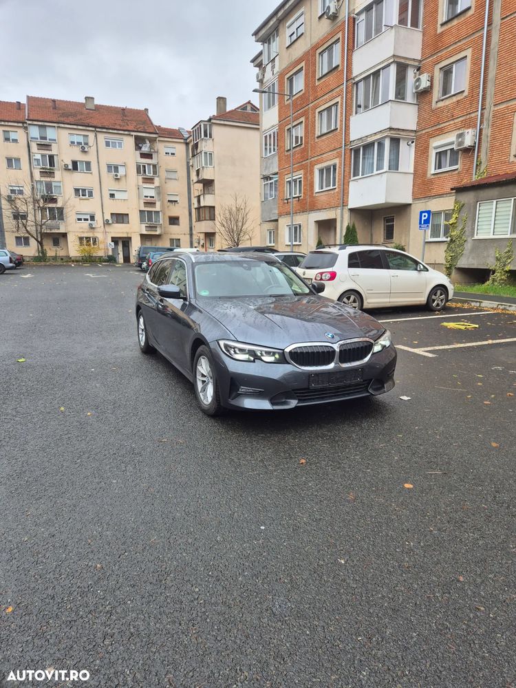 BMW Seria 3 320d Touring Aut. - 5