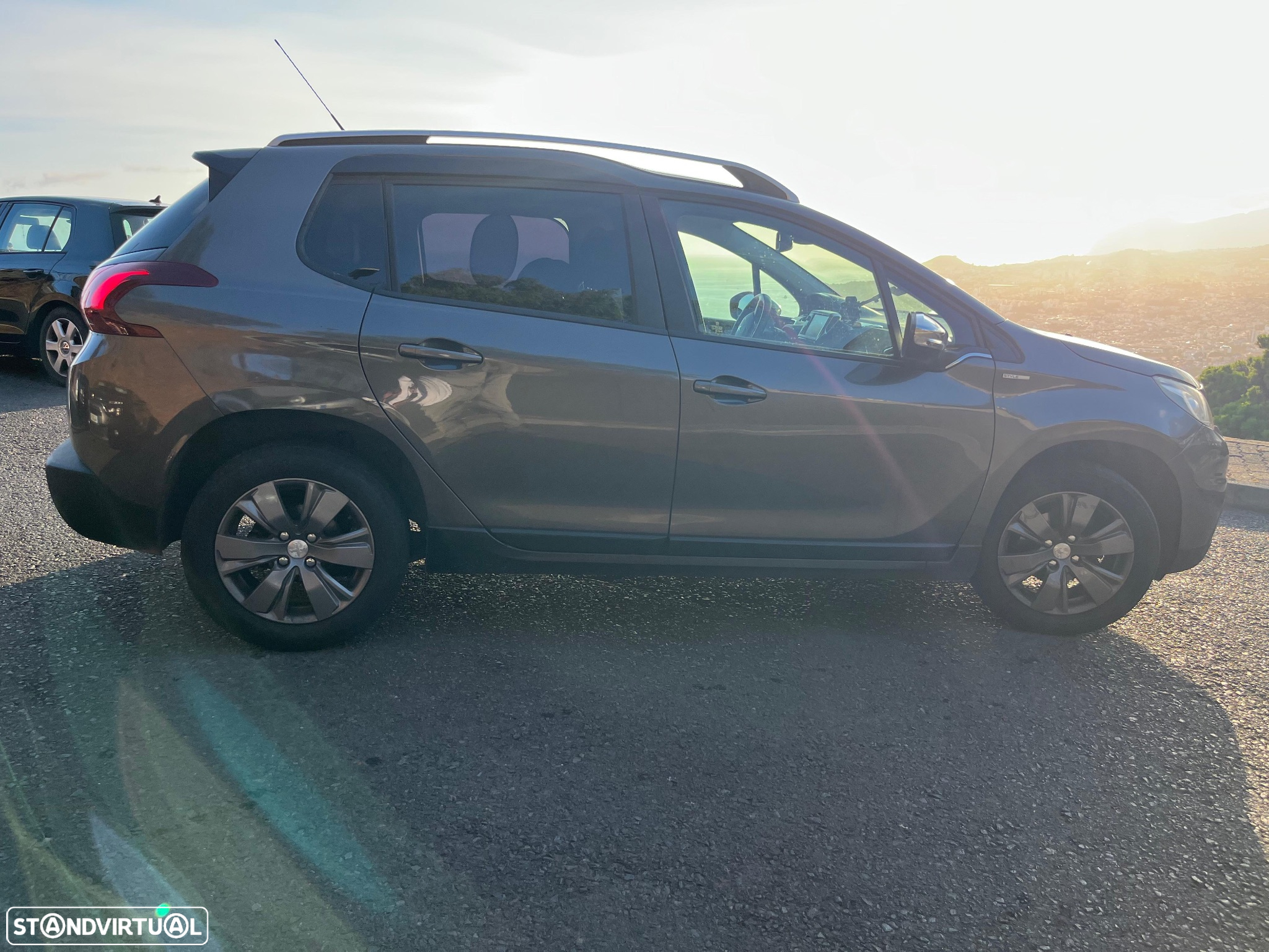 Peugeot 2008 1.6 BlueHDi Allure - 6