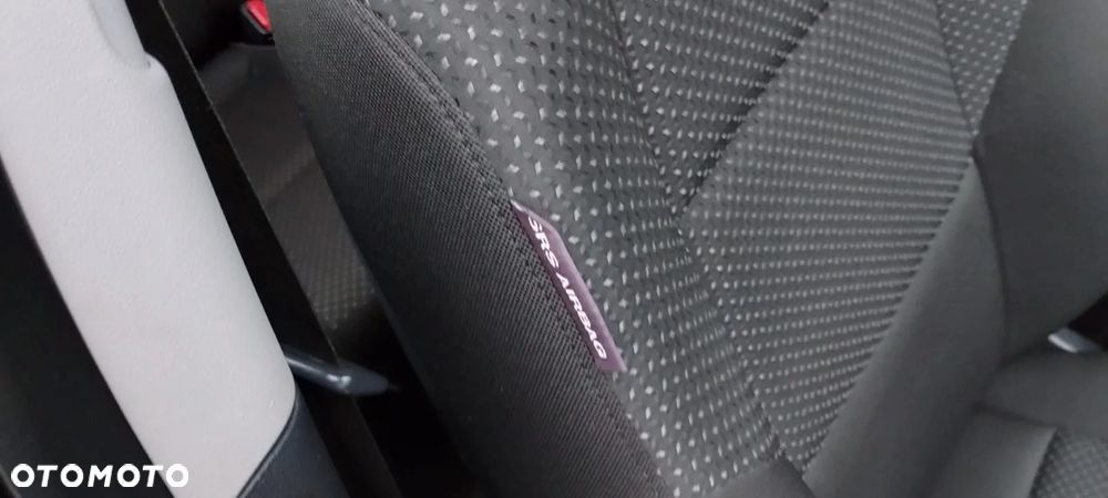 Hyundai i30 1.4 Comfort - 26