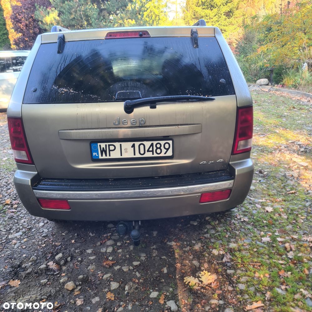 Jeep Grand Cherokee - 4
