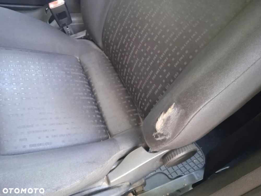 Volkswagen Golf IV 1.9 TDI 4Mot Comfortline - 16