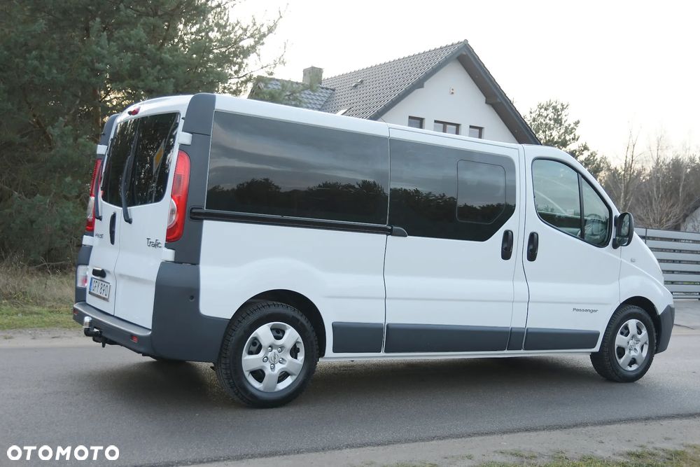 Renault Trafic - 8