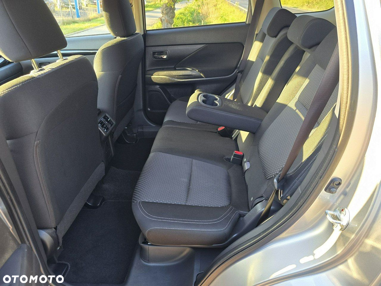 Mitsubishi Outlander 2.0 2WD CVT Diamant Edition - 18