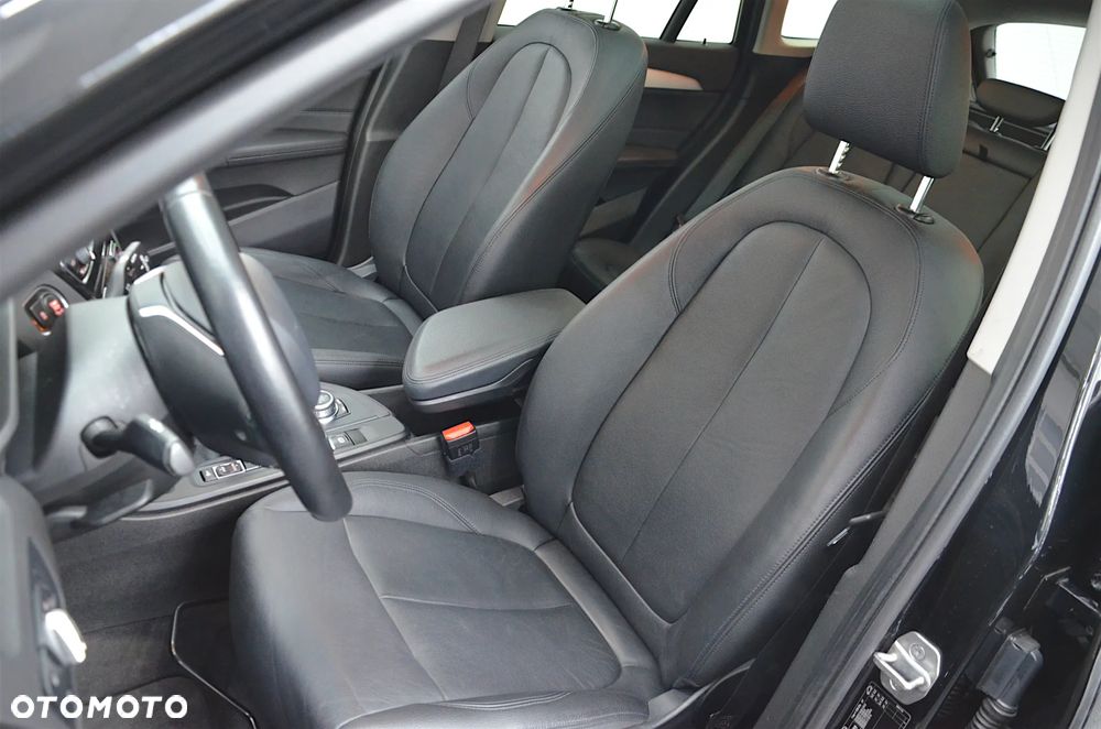 BMW X1 sDrive18i Advantage - 12