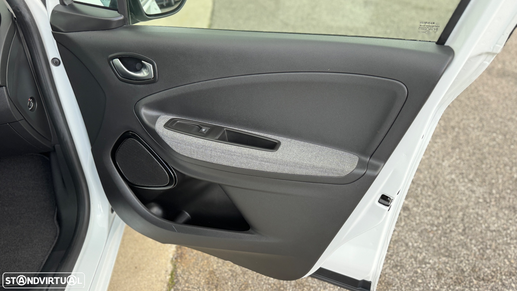 Renault Zoe (c/ Bateria) Intens 50 - 33