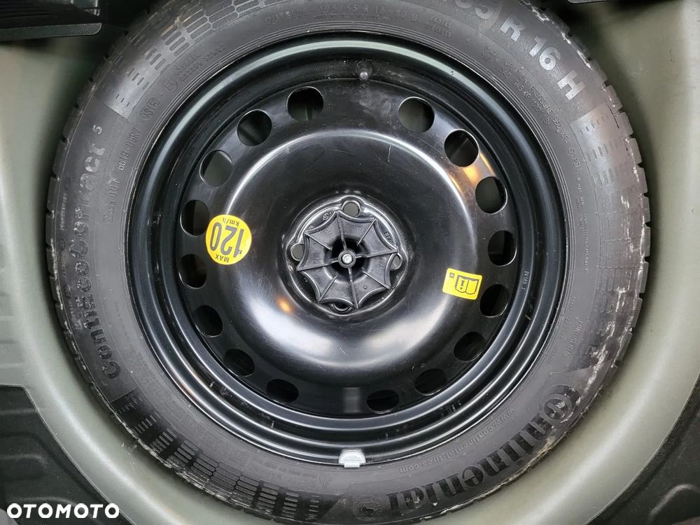 Opel Corsa 1.4 T Cosmo S&S - 31