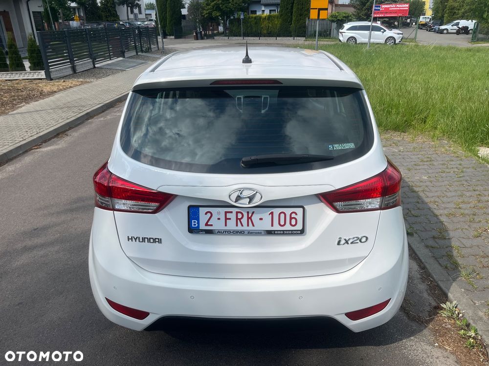 Hyundai ix20 1.4 blue Comfort - 10