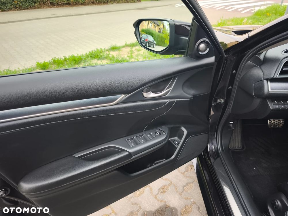 Honda Civic 1.5 i-VTEC Turbo CVT Executive - 24