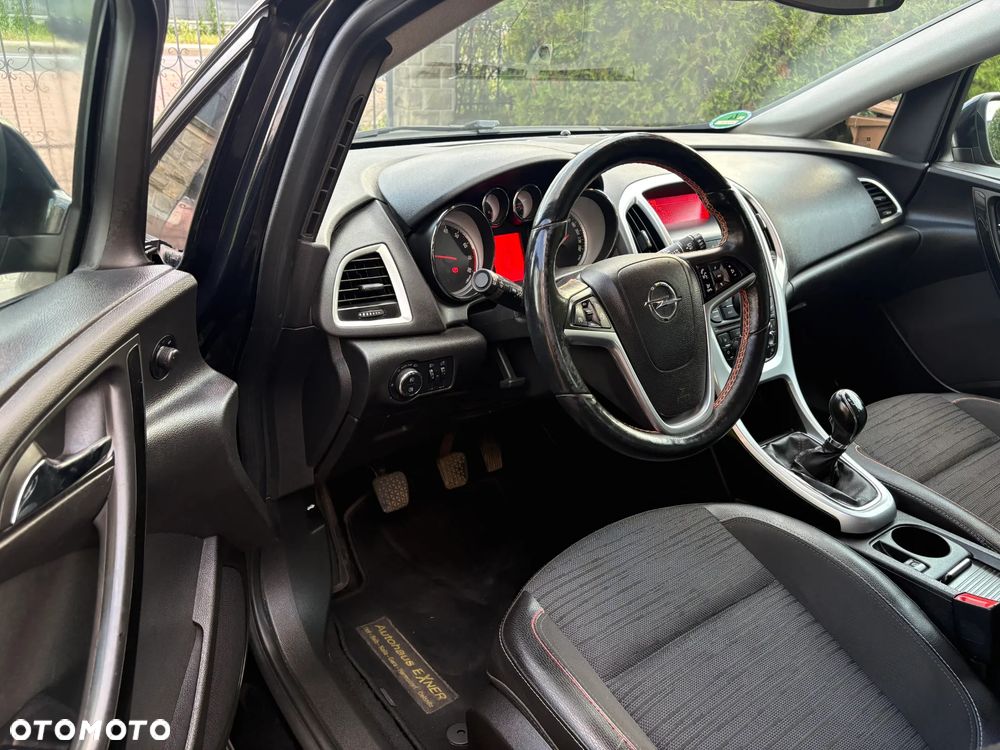 Opel Astra 1.4 Turbo Cosmo - 8