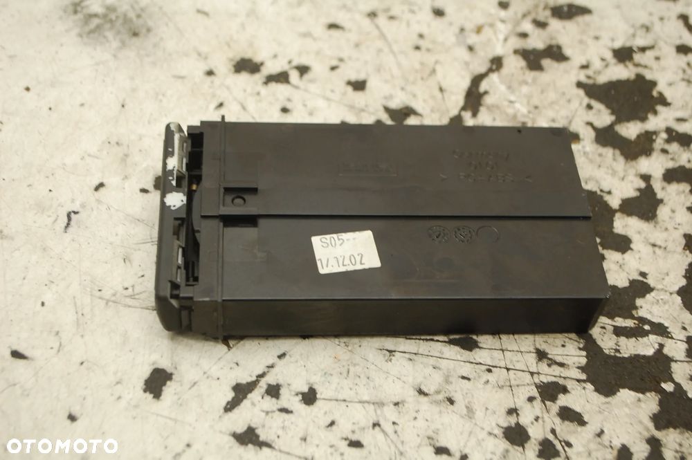 UCHWYT NA KUBKI CUPHOLDER 8L0862534F AUDI A3 8L LIFT - 2