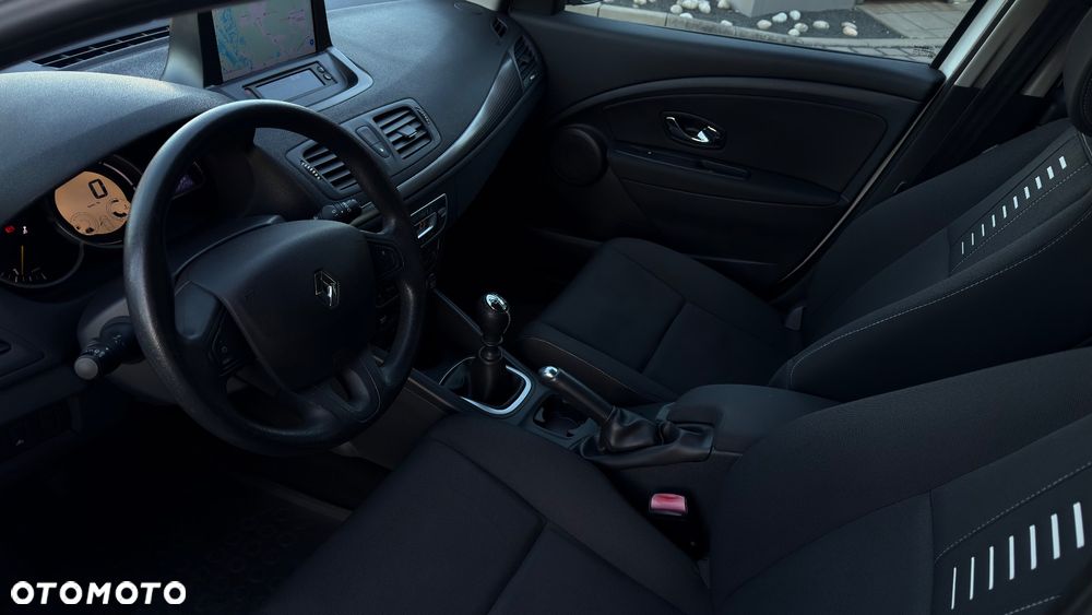 Renault Megane ENERGY dCi 110 Start & Stop Dynamique - 23