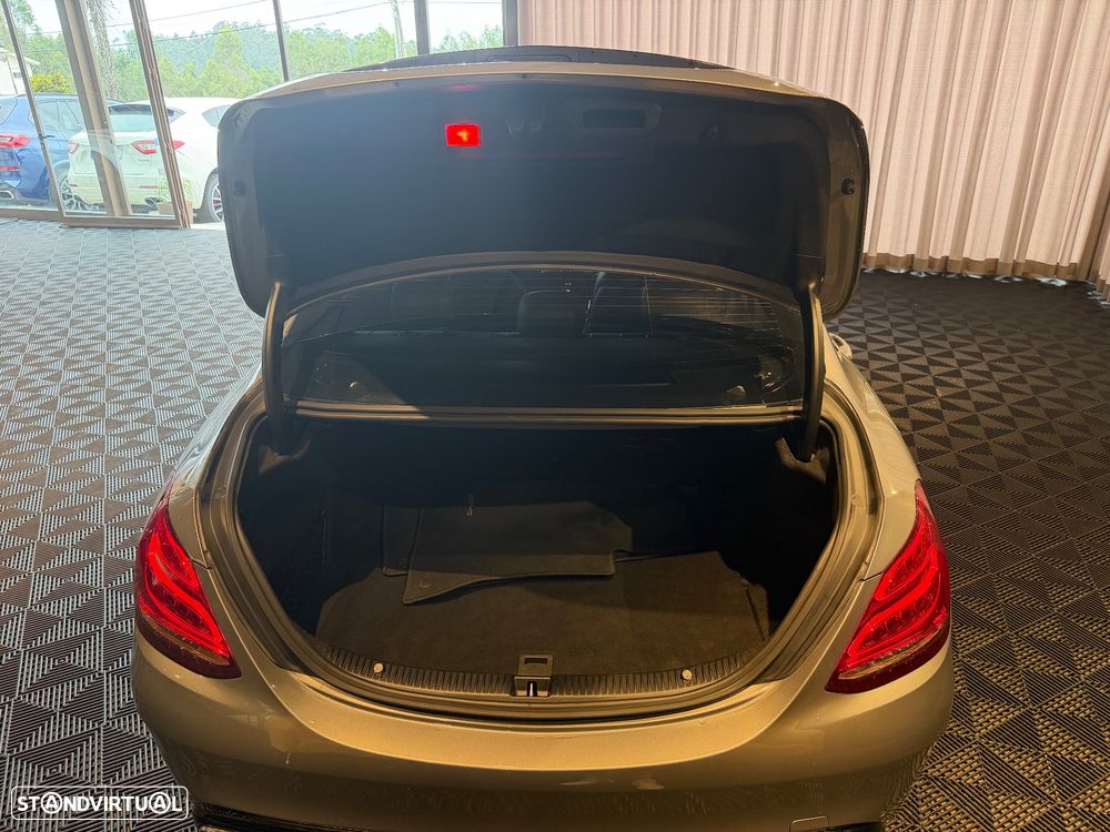 Mercedes-Benz A 180 CDI AMG Line - 29