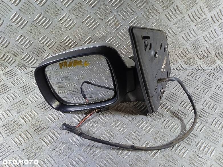 LUSTERKO LEWE MERCEDES-BENZ VANEO - 1