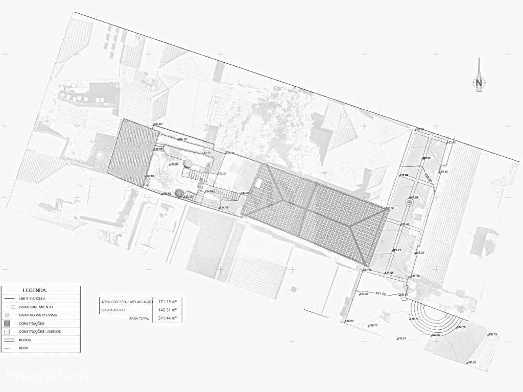 Imóvel no Centro Histórico de Vila Real c/ Loja, Habitação e Lograd... - Grande imagem: 4/17