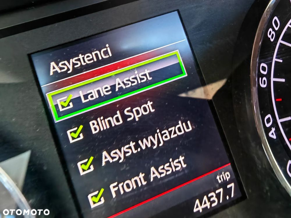 Skoda Superb 2.0 TDI Ambition DSG - 31