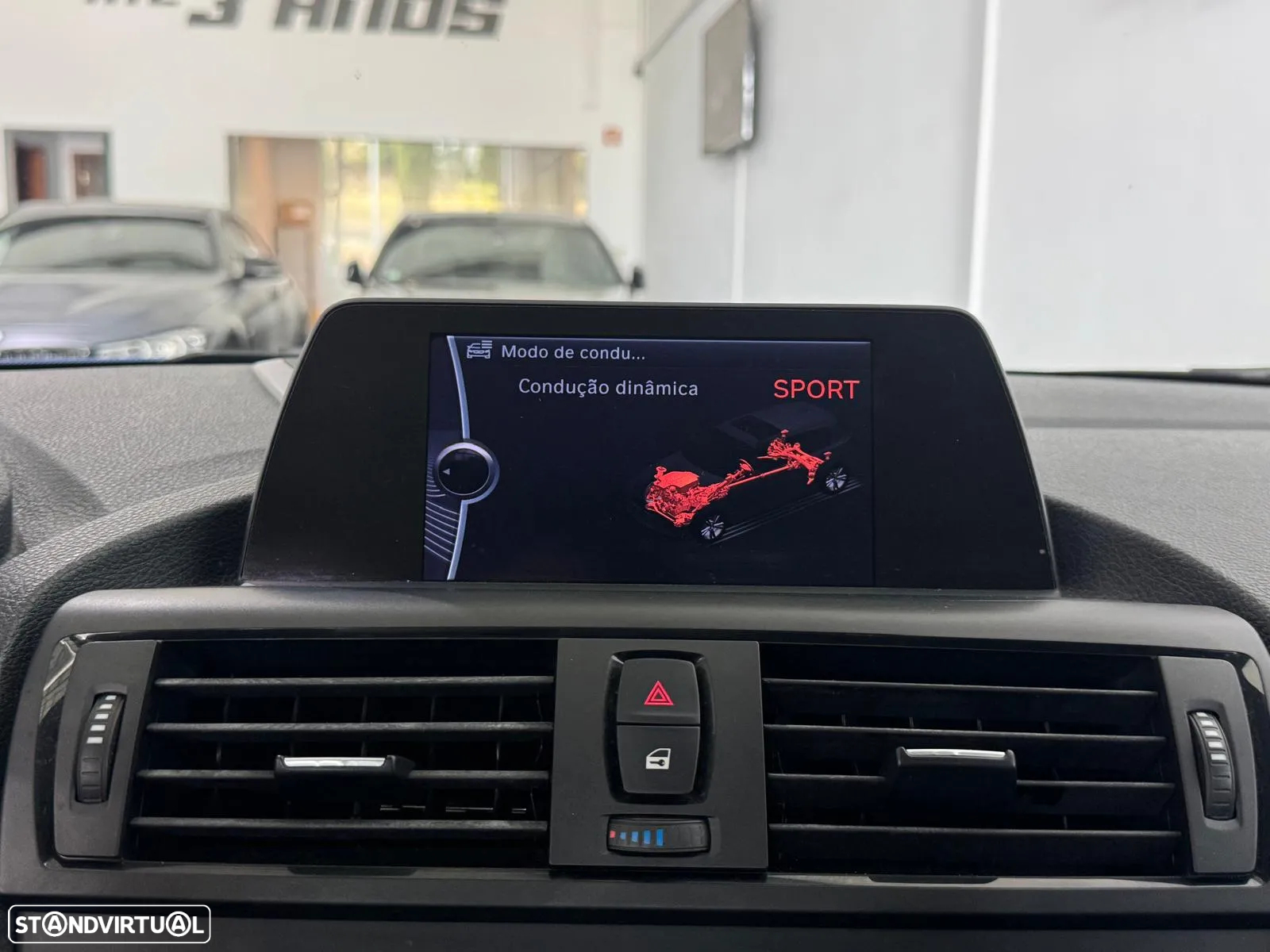 BMW 120 dA Pack M - 44