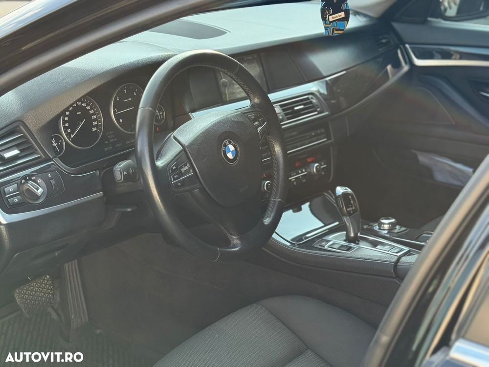 BMW Seria 5 520d Aut. - 7