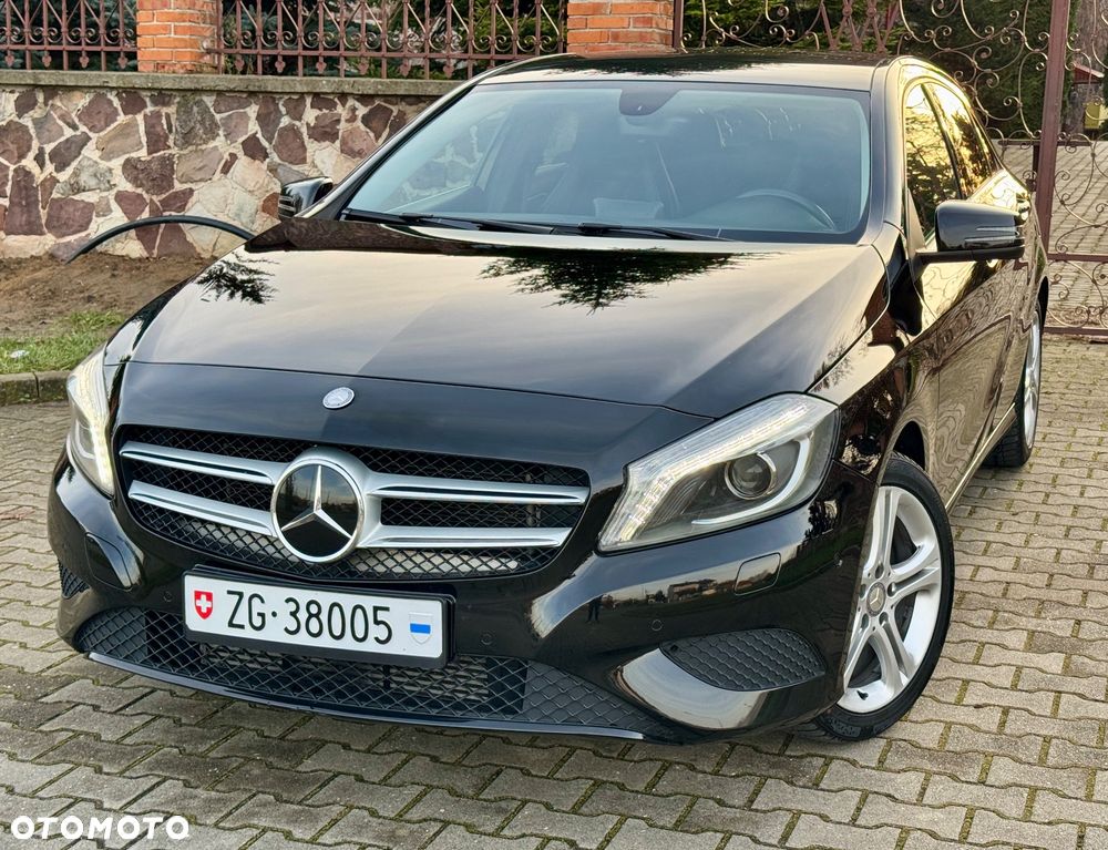 Mercedes-Benz Klasa A 180 Activity Edition - 4