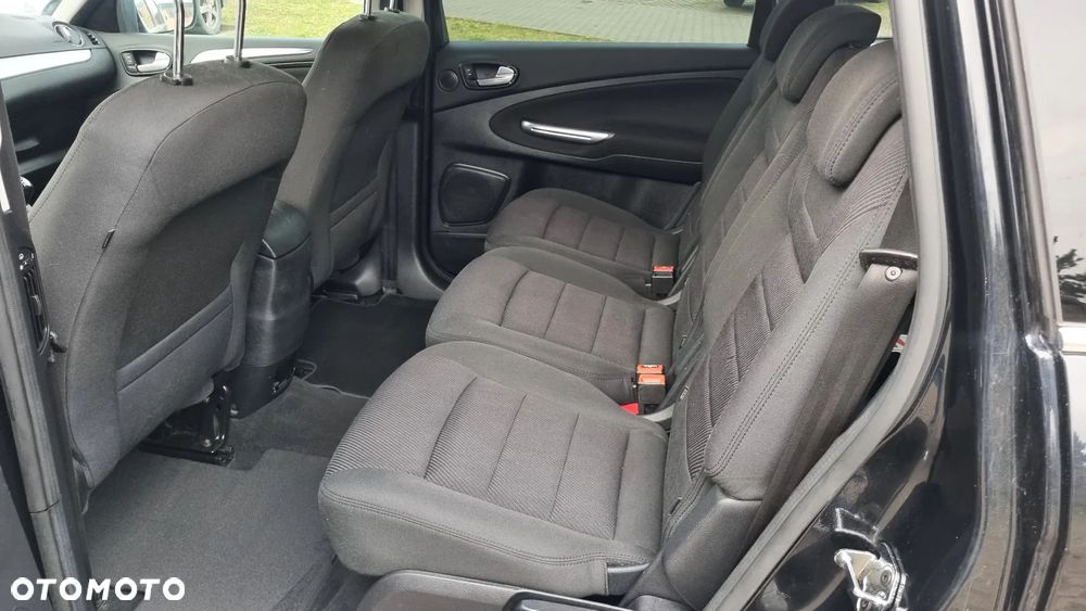 Ford S-Max 2.0 TDCi DPF Titanium - 15