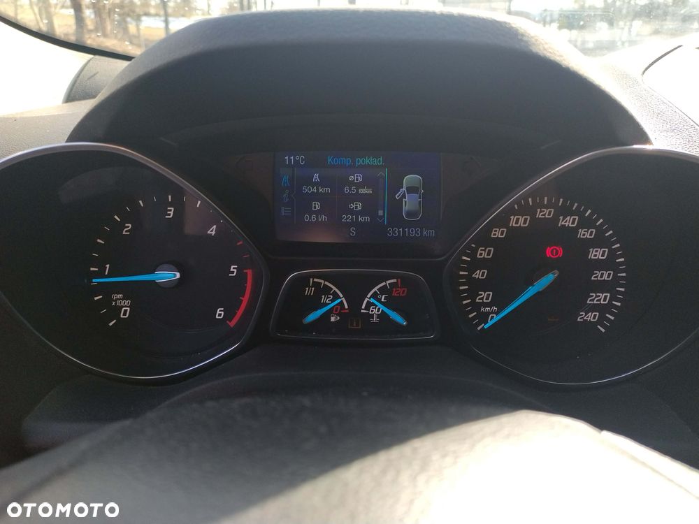 Ford Kuga 2.0 TDCi Titanium FWD - 18