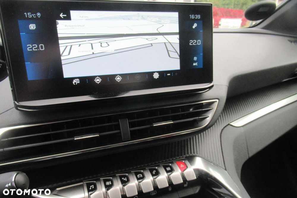 Peugeot 3008 1.5 BlueHDi Active Pack S&S EAT8 - 17