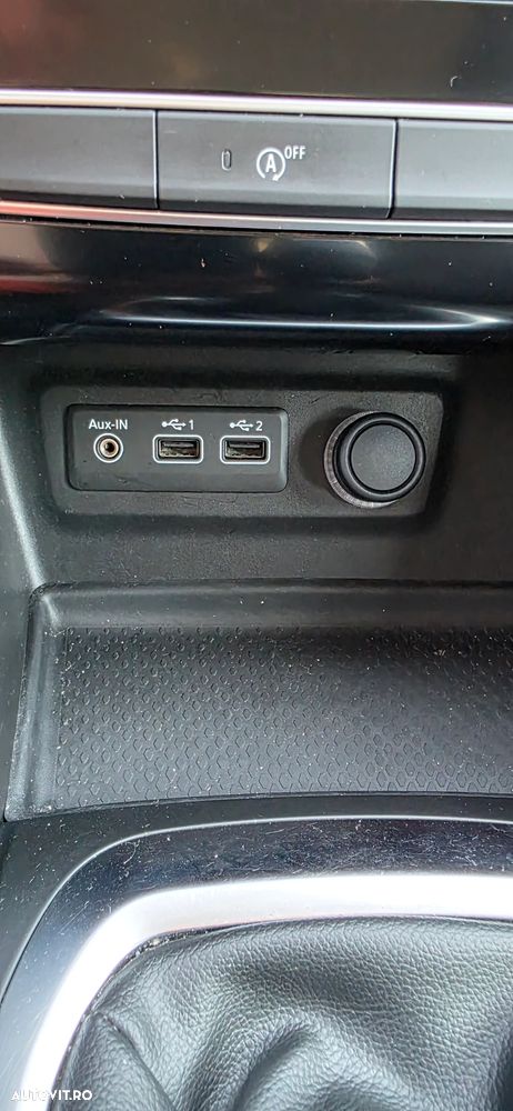 Renault Megane TCe 140 GPF Zen - 33