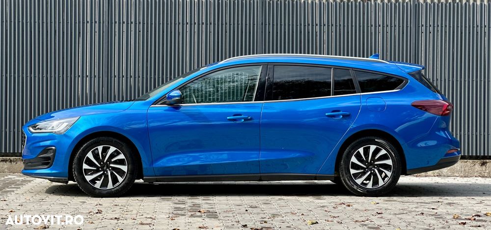 Ford Focus 1.5 EcoBlue Start-Stopp-System Aut. TITANIUM - 4