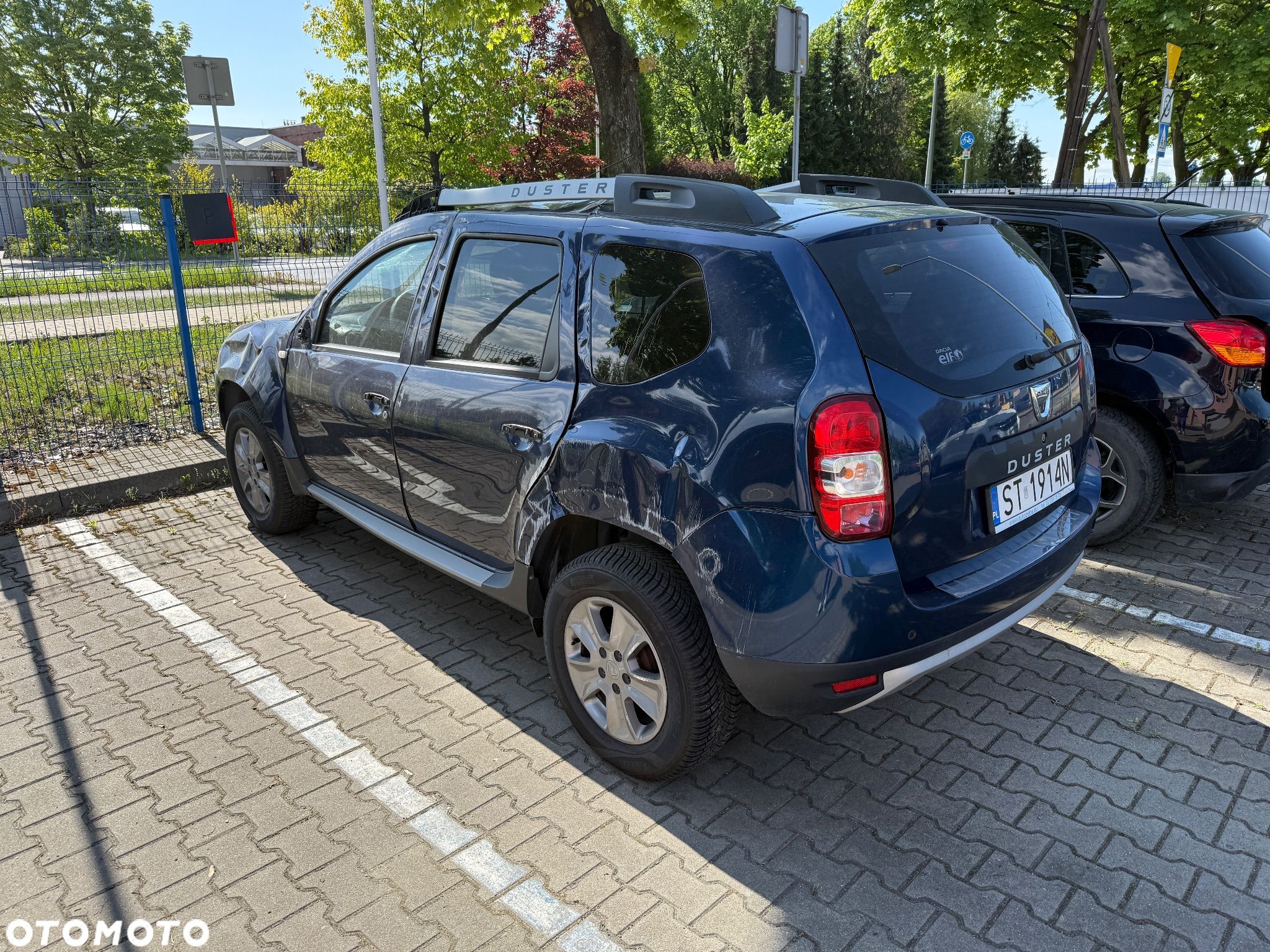 Dacia Duster 1.6 SCe Laureate S&S - 1