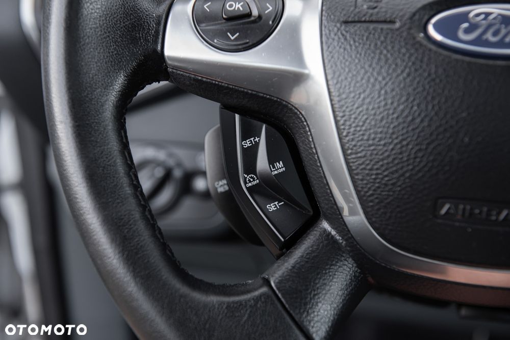 Ford C-MAX - 19
