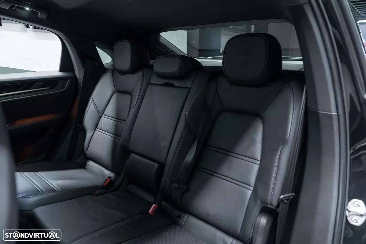 Porsche Cayenne Coupé E-Hybrid - 58