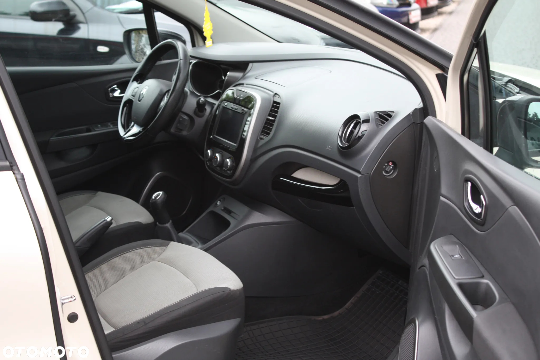 Renault Captur - 7