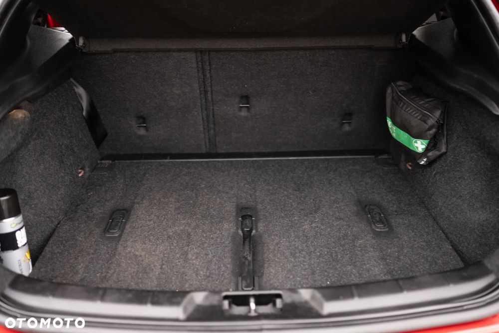 Volvo V40 2018