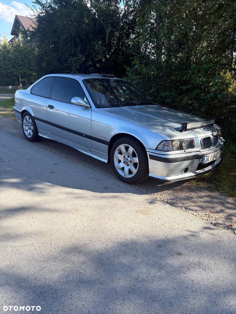 BMW M3 Standard - 1
