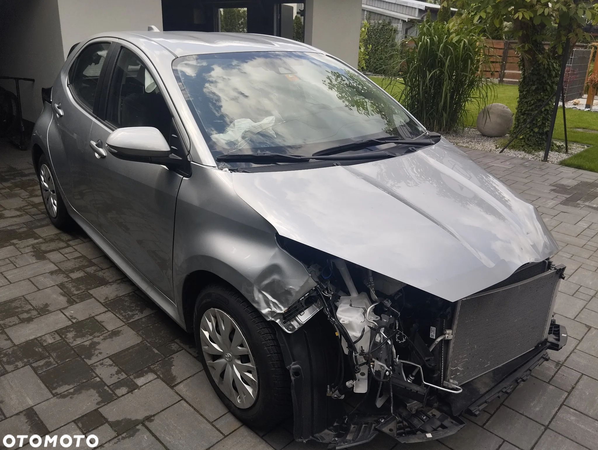 Toyota Yaris - 1